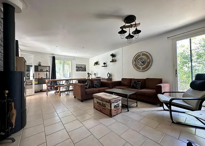 Furgy - Climatisation Et Parking Βίλα *