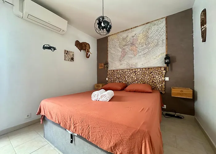 Furgy - Climatisation Et Parking * Καρκασόν